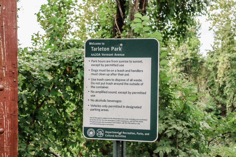 sign for tarleton park, virginia